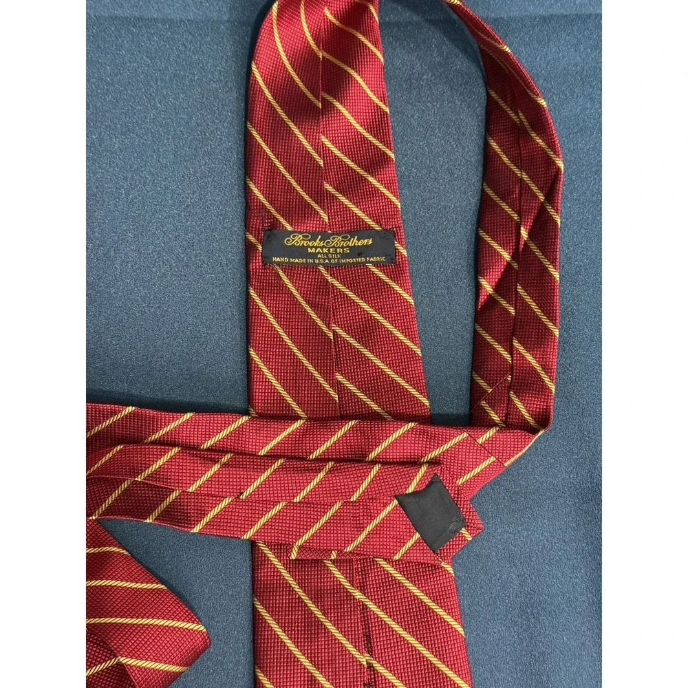 Brooks Brothers Makers Repp Silk Tie Red Gold Stripe Made USA Preppy